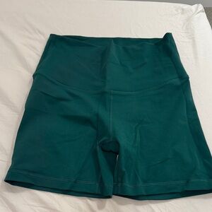 Aritzia Green TNA Bike Shorts